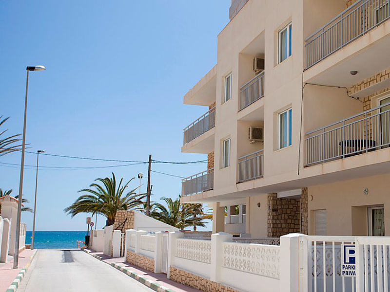 La Caleta 01