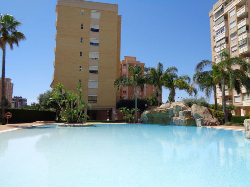 Sun & Jacuzzi