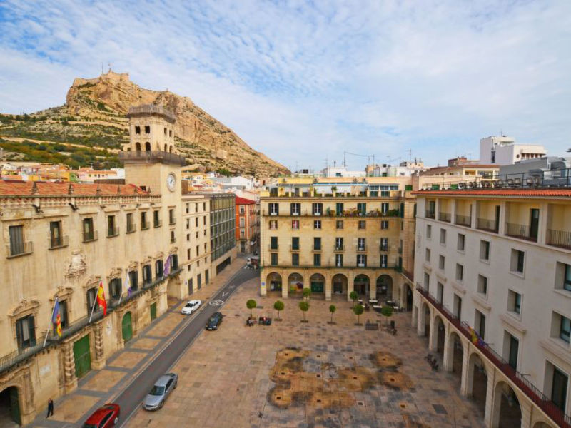Elegant Alicante