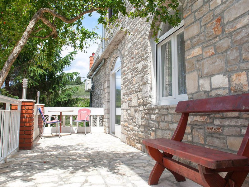 Apartmány Almir