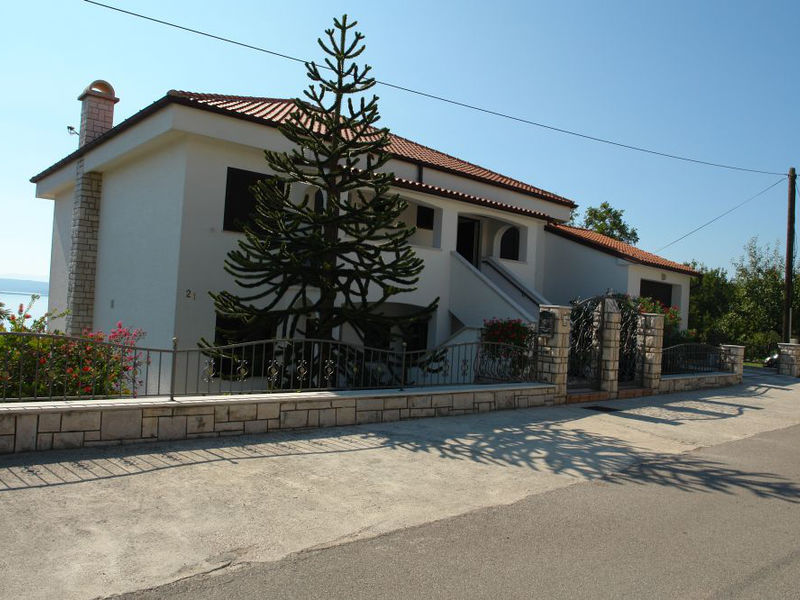 Apartmány 1323-52