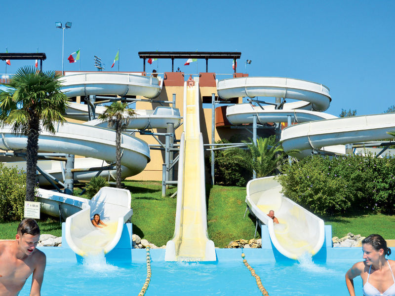 Res. komplexy s bazénem Caorle - Aquapark