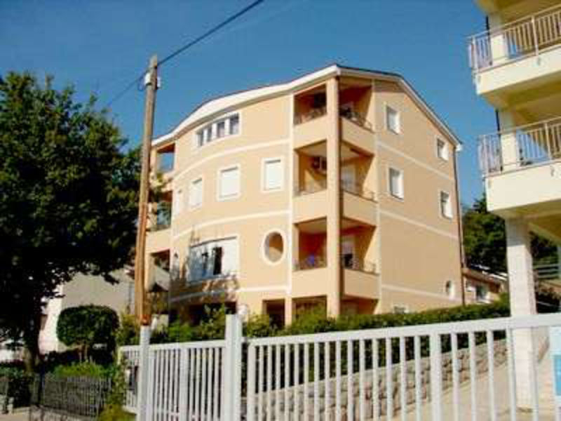 Apartmány 1323-323 B
