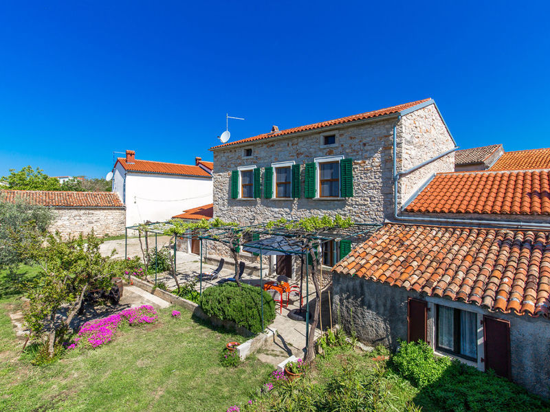 Vila 1318-464