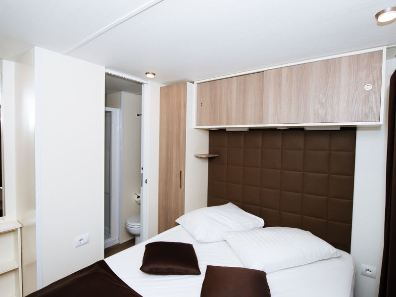 Zaton Holiday Resort - mobilní domky