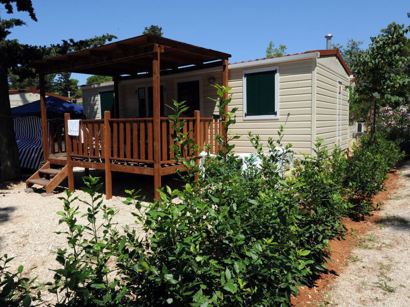 Zaton Holiday Resort - mobilní domky