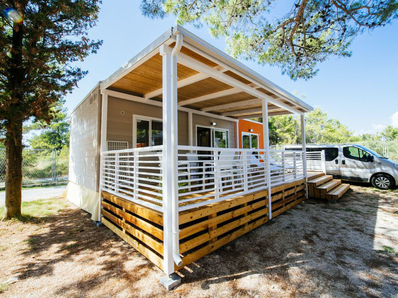 Zaton Holiday Resort - mobilní domky