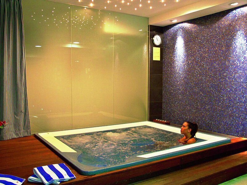 Hotel IN