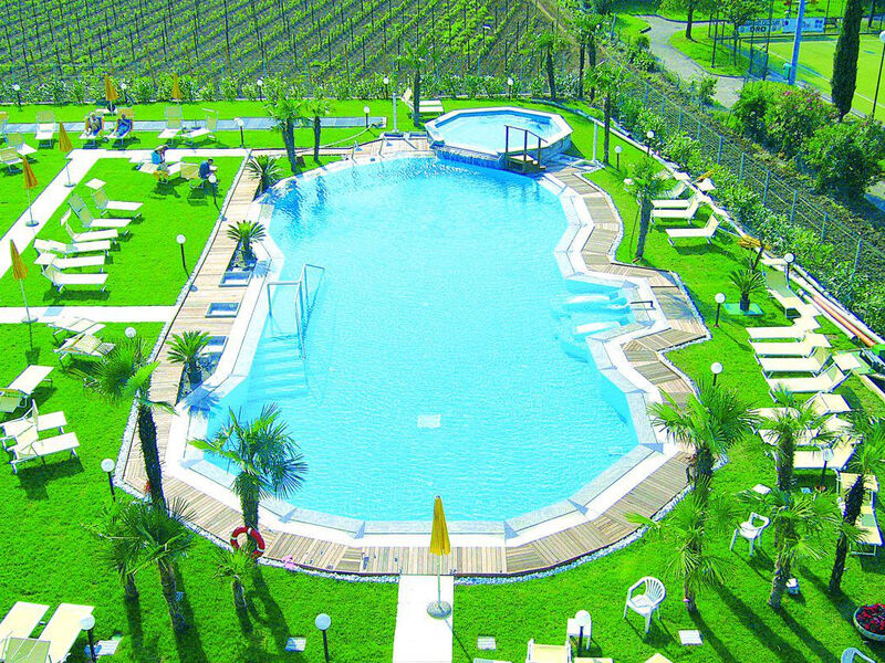 Hotel Savoy Palace