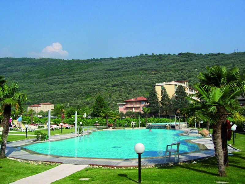 Hotel Savoy Palace