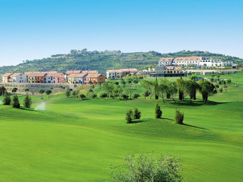 Castellaro Golf Resort