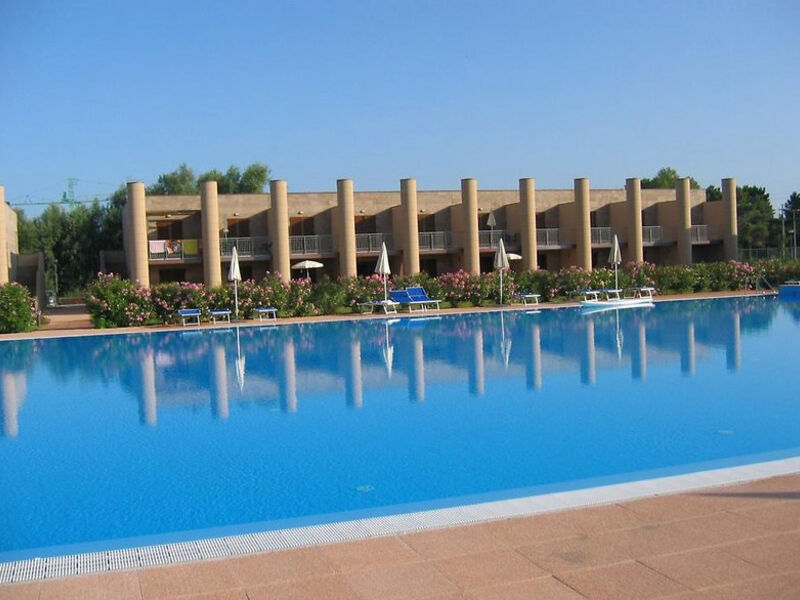 Cosmopol. Golf & Beach Resort