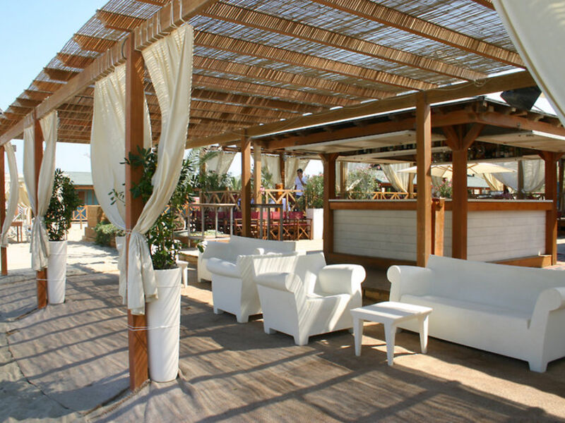 Cosmopol. Golf & Beach Resort