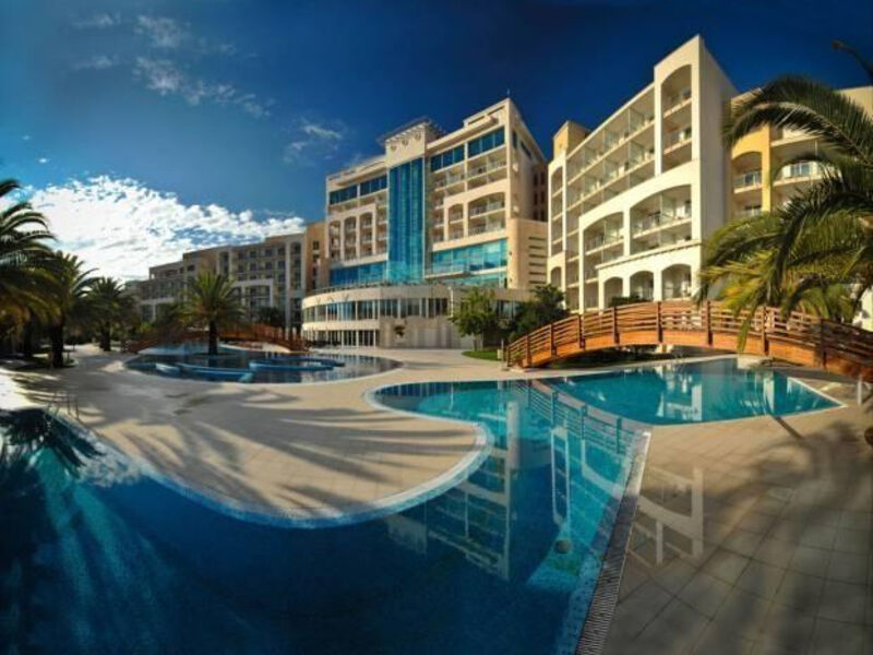 Splendid Spa Resort