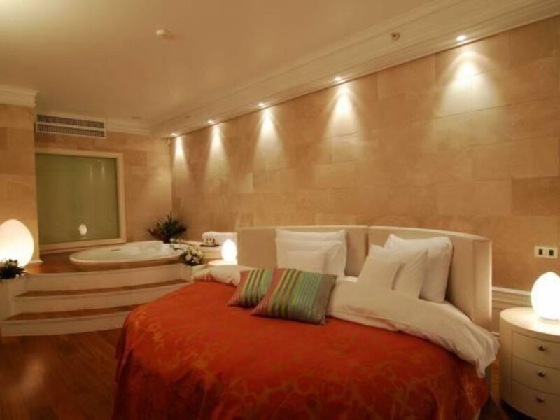 Splendid Spa Resort