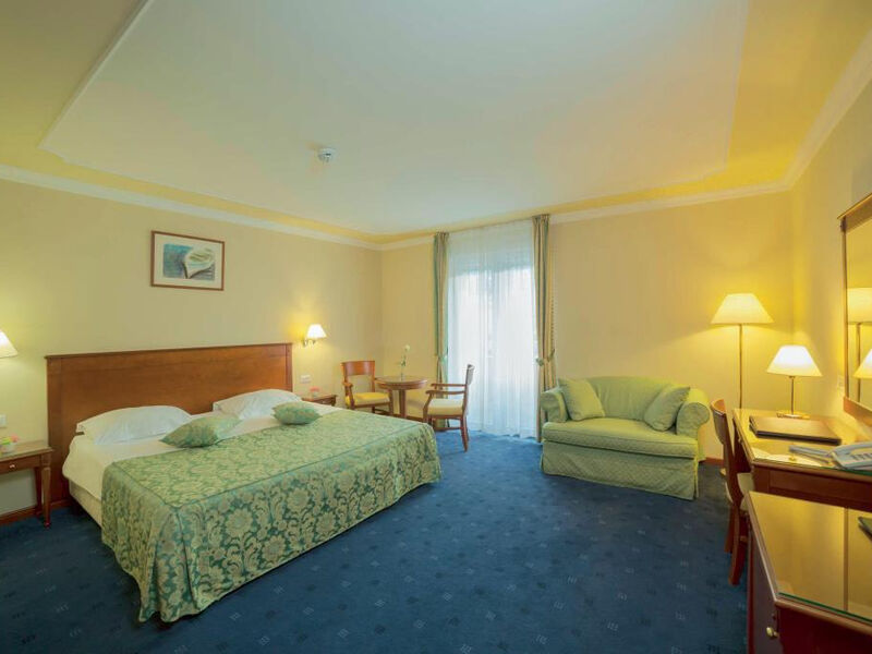 Grand Hotel 4 Opatijska Cvijeta
