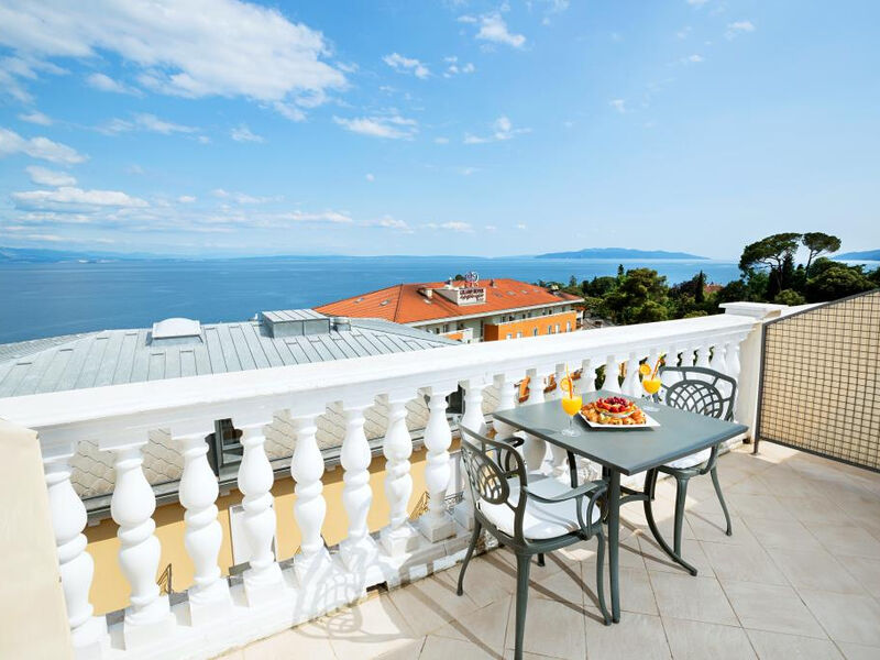 Grand Hotel 4 Opatijska Cvijeta