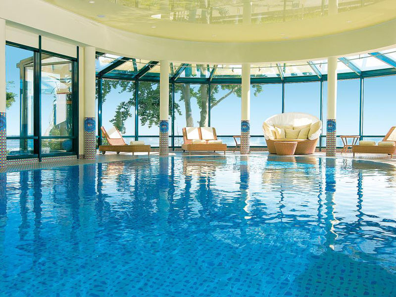 Travel Ch. Strandhotel Bansin
