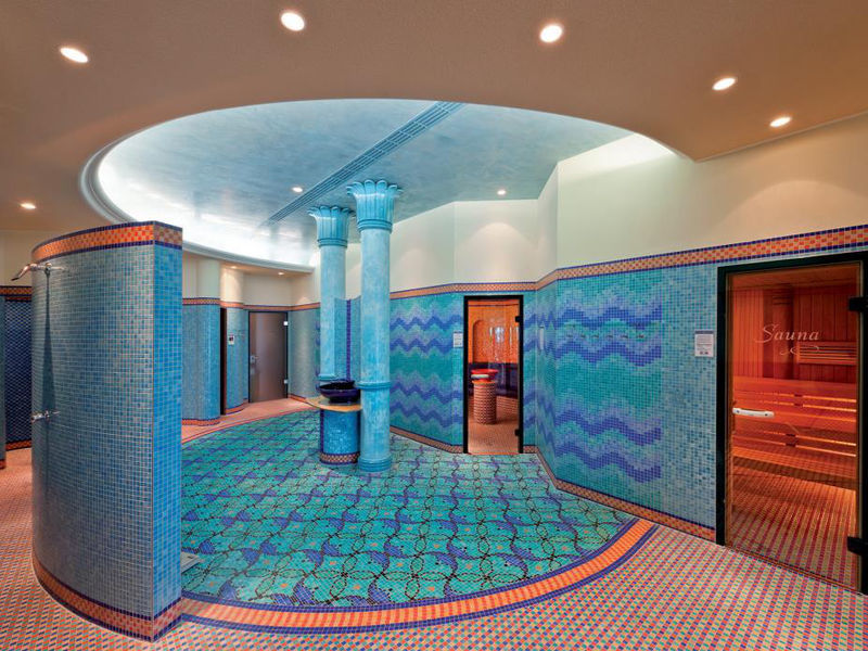 Travel Ch. Strandhotel Bansin