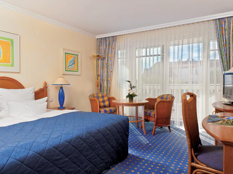Travel Ch. Strandhotel Bansin
