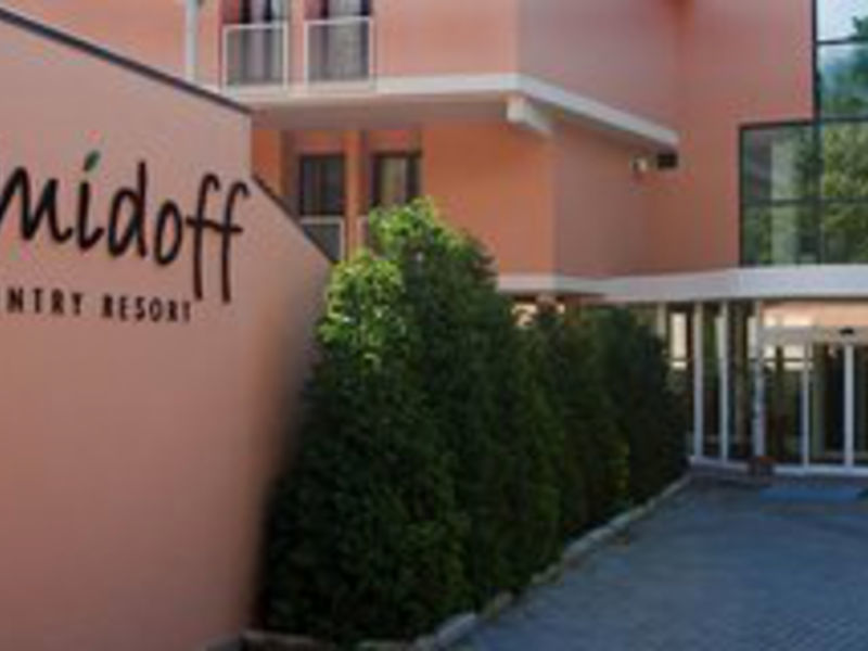 Demidoff Country Resort