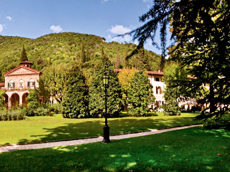 Grotta Giusti