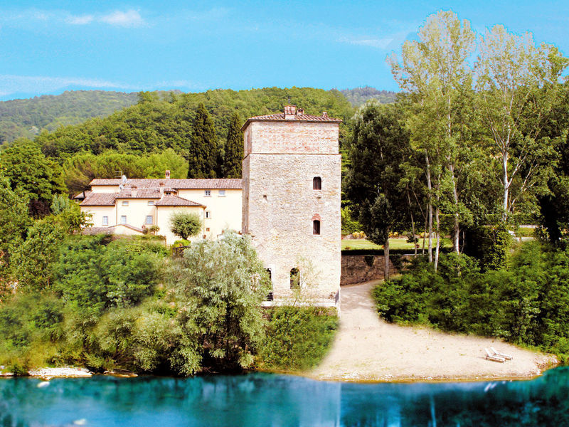 Torre Santa Flora