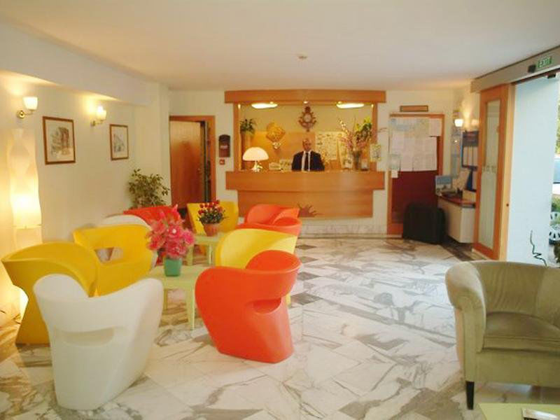Hotel Club