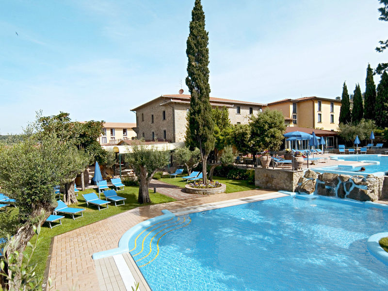 Villa Paradiso Village
