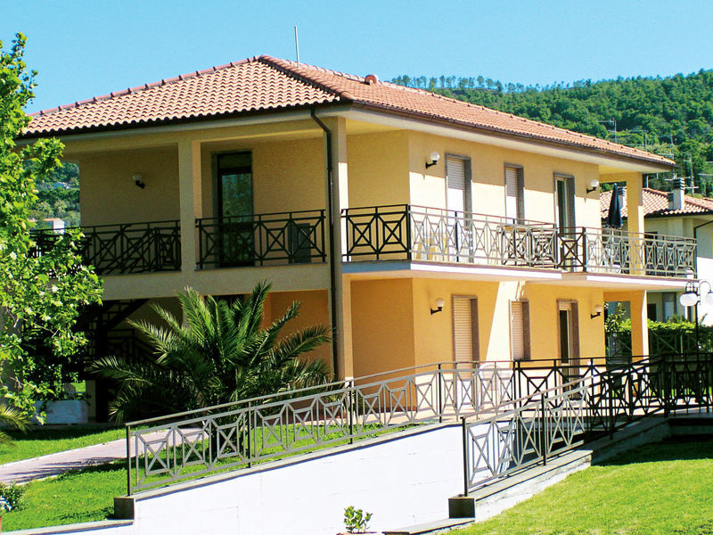 Loriana Park Hotel