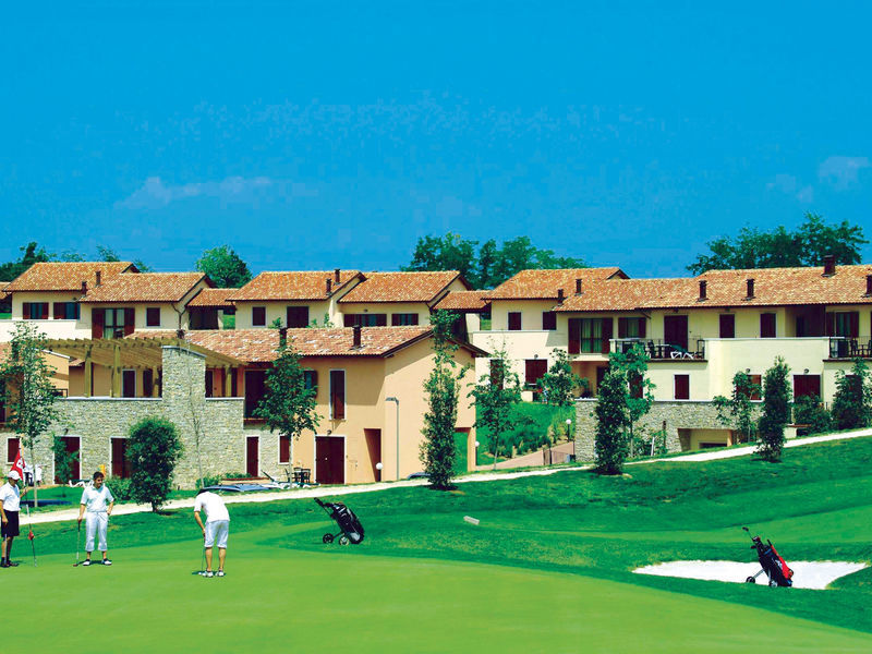 Golf Residence