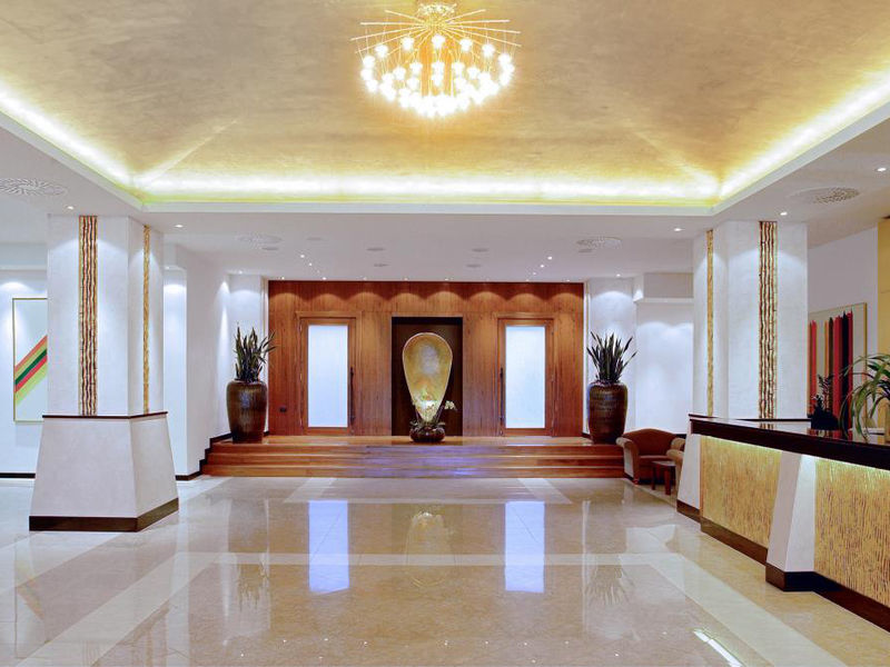 Life Class Hotel Riviera