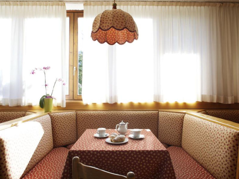 Hotel Alaska
