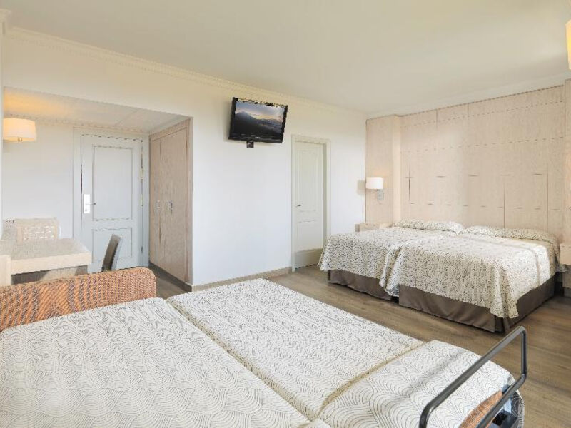 Hotel Caesar Palace Beach