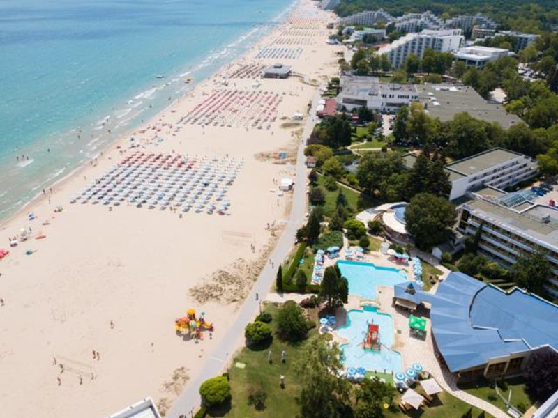 Club Dobrotiza Beach