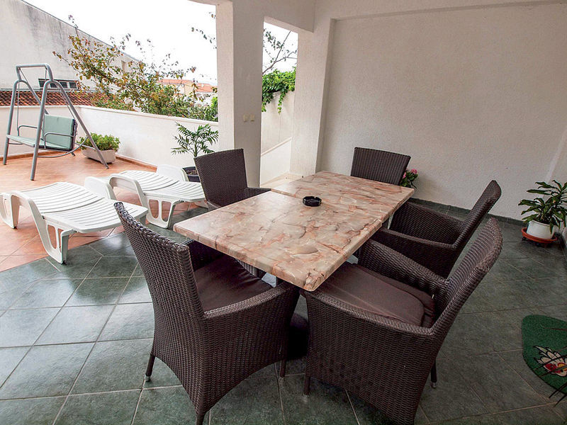 Vila Grmoja
