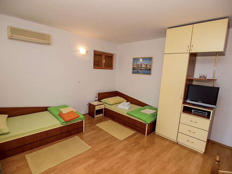 Vila Grmoja
