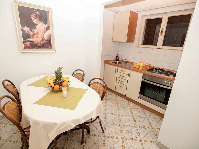 Vila Grmoja