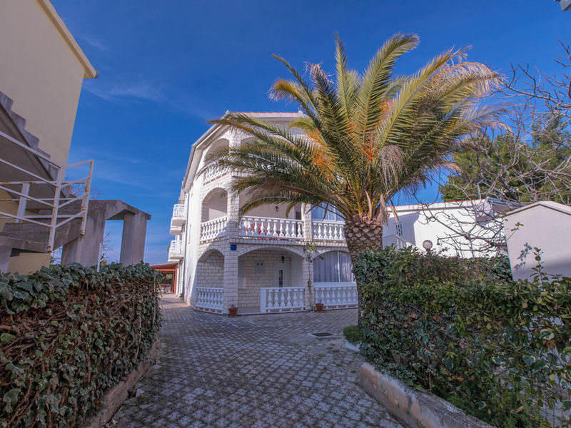 Apartmány Lola