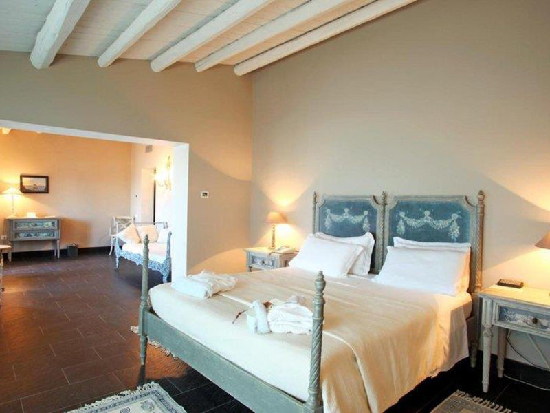 Falconara Charming