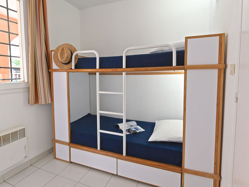 Pokoj 33