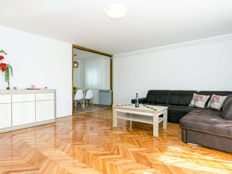 Pokoj 1