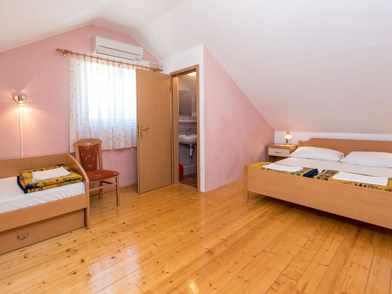 Pokoj 4
