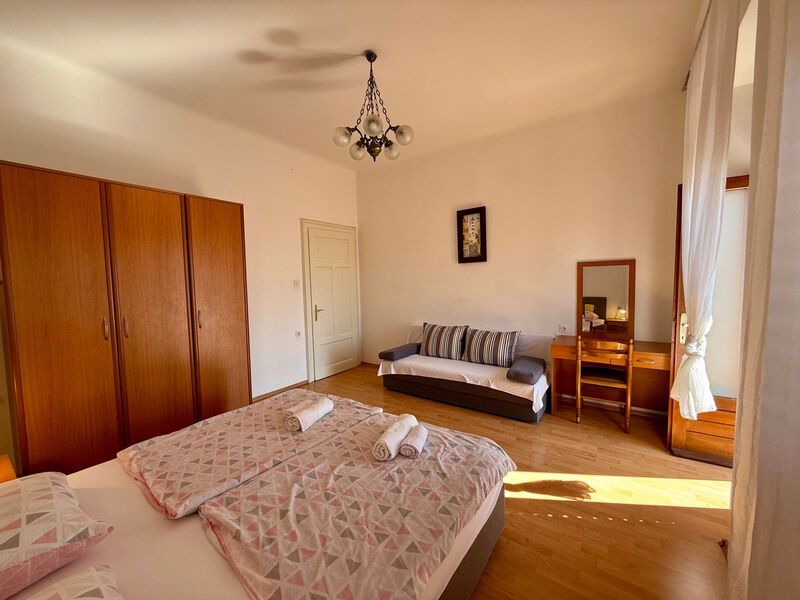 Pokoj 1