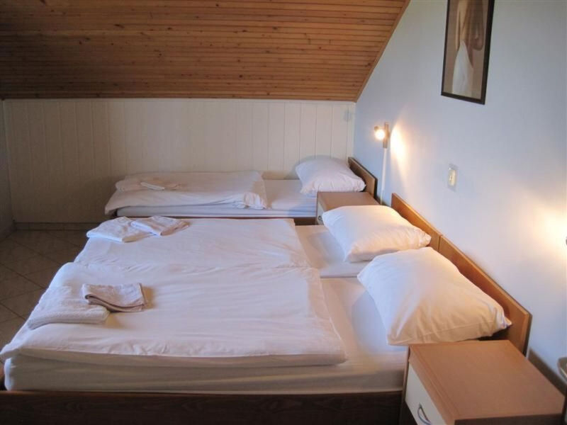 Pokoj 1