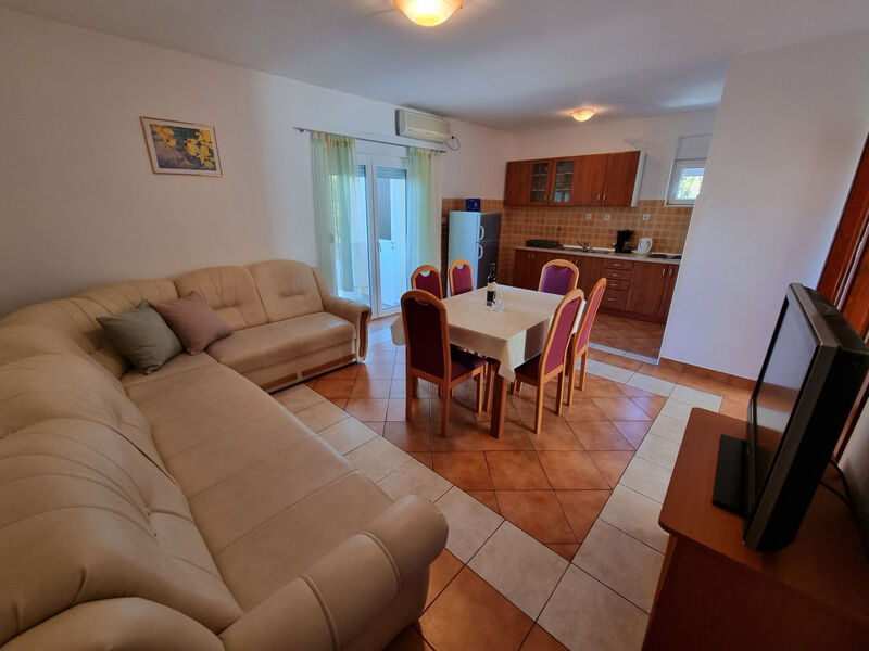 Pokoj 1