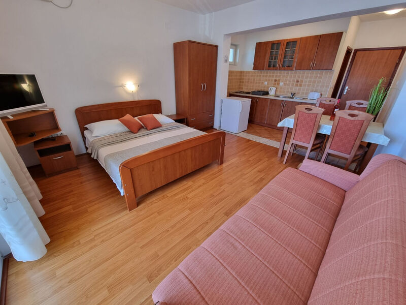 Pokoj 1
