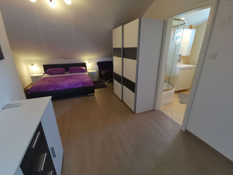 Pokoj 1