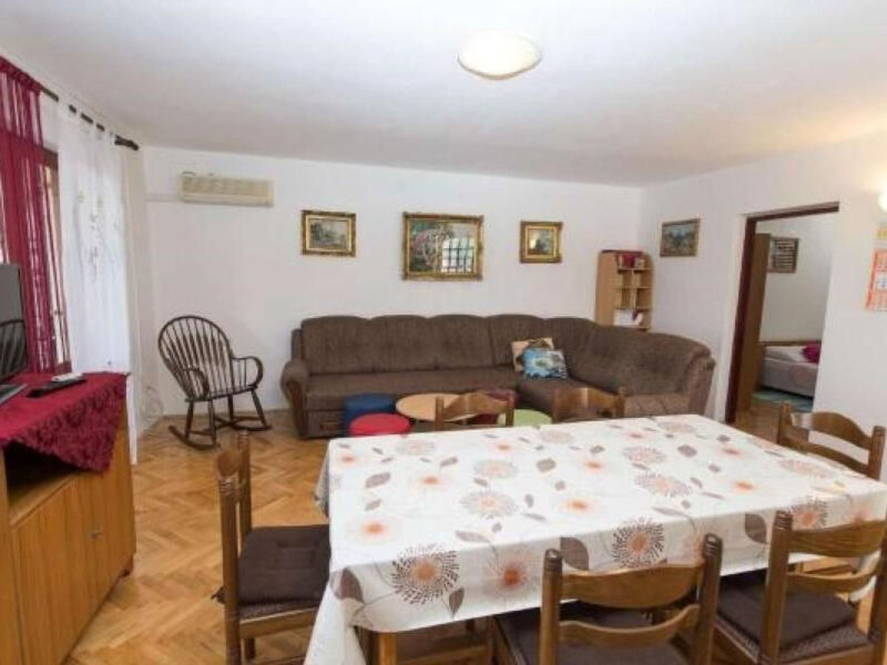 Pokoj 1