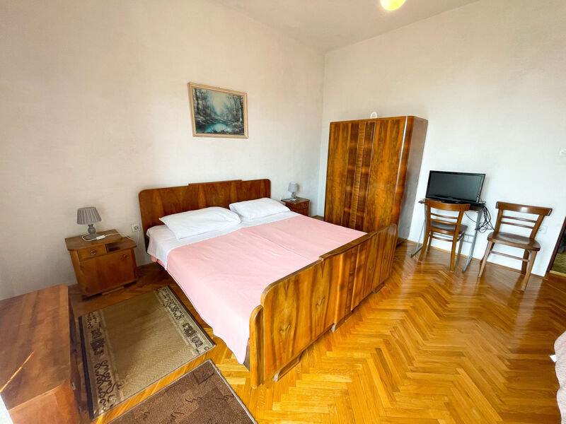 Pokoj 1